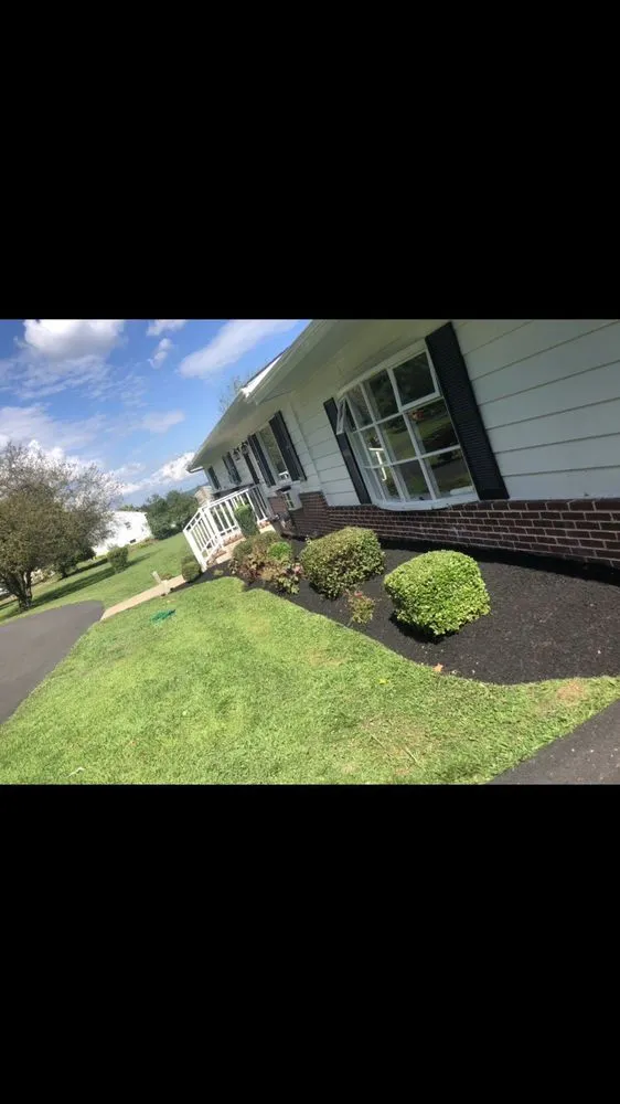 Professional residential landscaping experts serving Quakertown, PA - Planet Green Landscaping