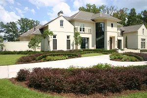 Reliable garden landscaping experts serving Denham Springs, LA - Planet Plant It