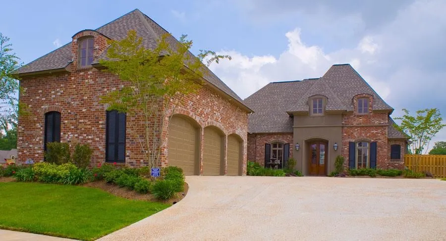 Professional garden landscaping experts serving Denham Springs, LA - Planet Plant It