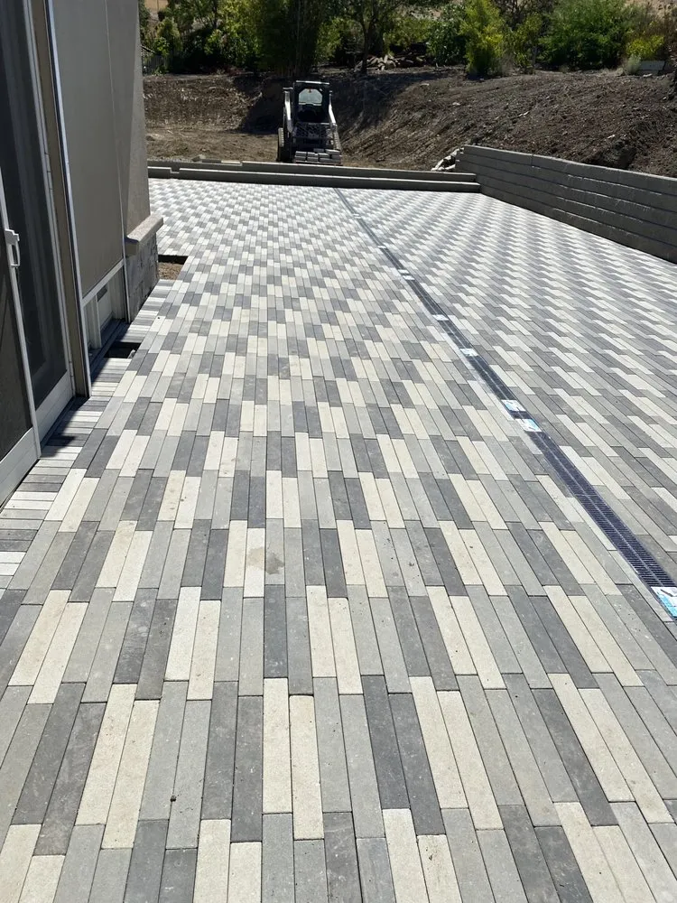 Expert lawn mowing service in Tracy, CA - Planet Rock Landscapes