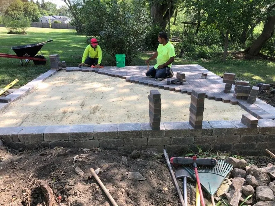 Custom garden landscaping for homes across Harvard, IL - Plant Garden