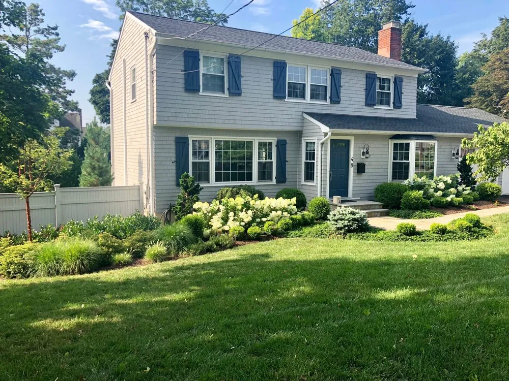 Top-rated yard maintenance experts serving Bridgeport, CT - Plant Health Service