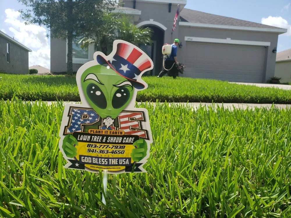 Custom landscape installation experts serving Plant City, FL - Plant It Earth | Plant City