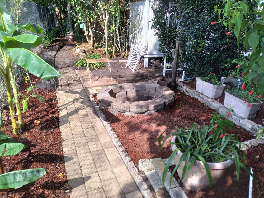 Local lawn care service in Brooksville, FL by Plant Lives Matter