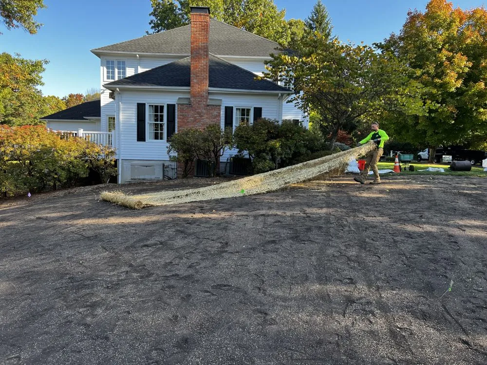 Expert yard cleanup service for homes across Bernardsville, NJ - Plant Solutions Tree And Lawn Care