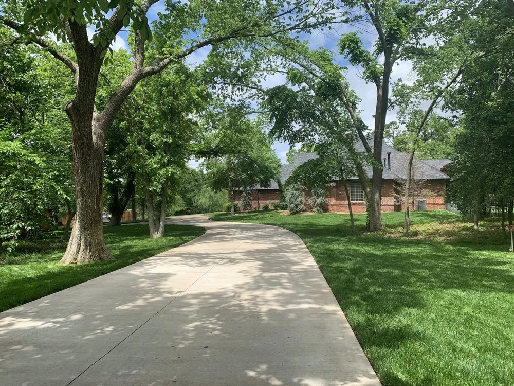 Professional residential landscaping in Edmond, OK - Planted Landscaping and Lawns