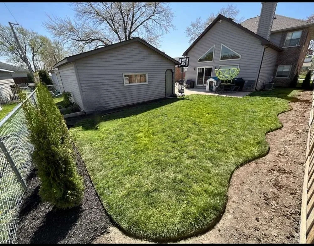 Top-rated outdoor landscaping for year-round maintenance in Roselle, IL by Planted Landscaping