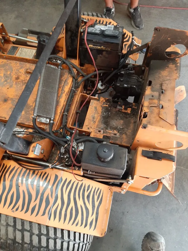 Professional residential landscaping for beautiful yards in Bristol, VA by Planters & Designers