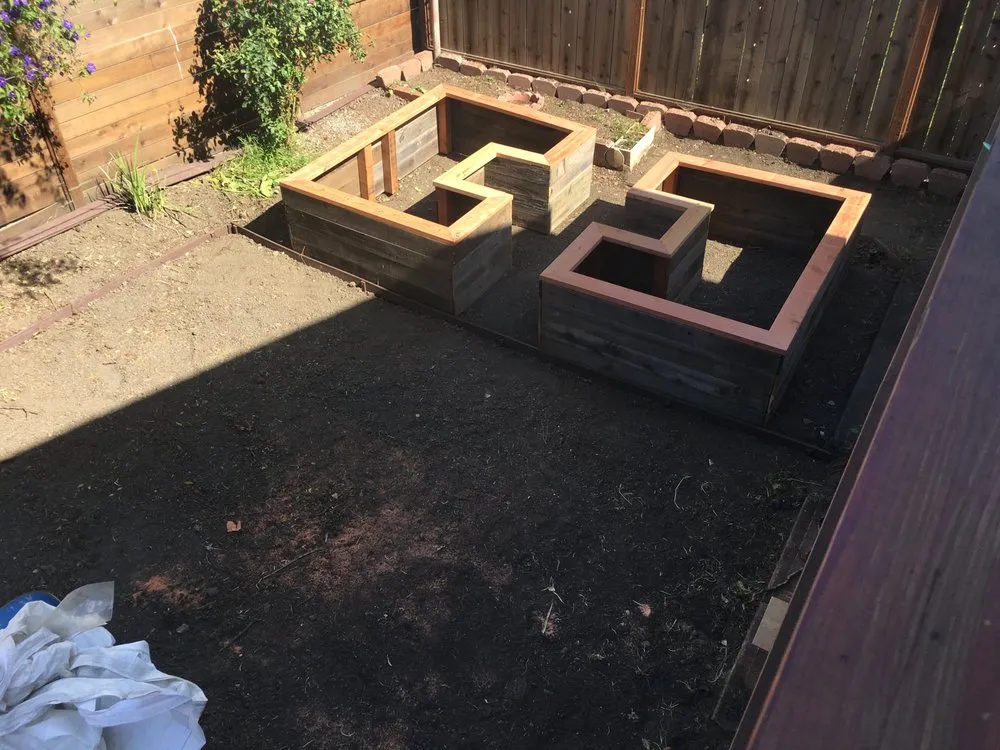 Trusted yard cleanup service in Oakland, CA by Planting Justice