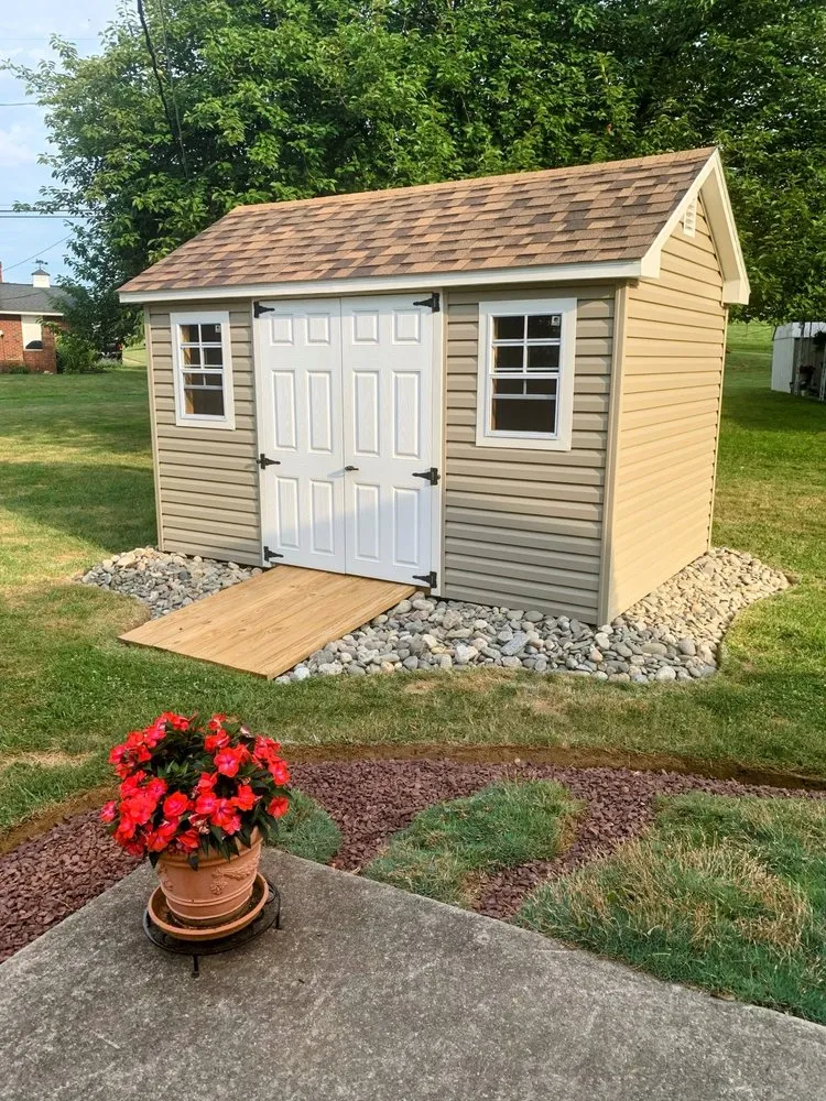 Reliable garden landscaping in Allentown, PA by Plantique