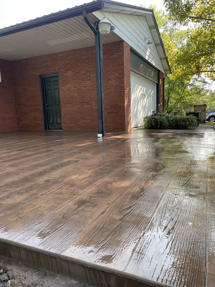 Custom yard maintenance with custom design across Wooster, OH - Platinum Concrete Solutions