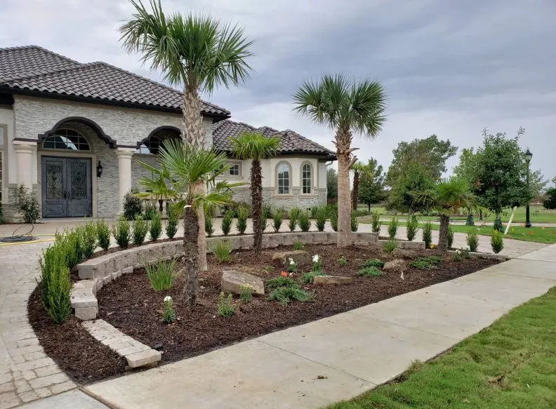 Local lawn mowing service in Frisco, TX - Platinum DFW Landscape Services