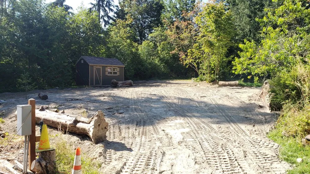 Trusted lawn mowing service experts serving Lakebay, WA - Platinum Earthworks