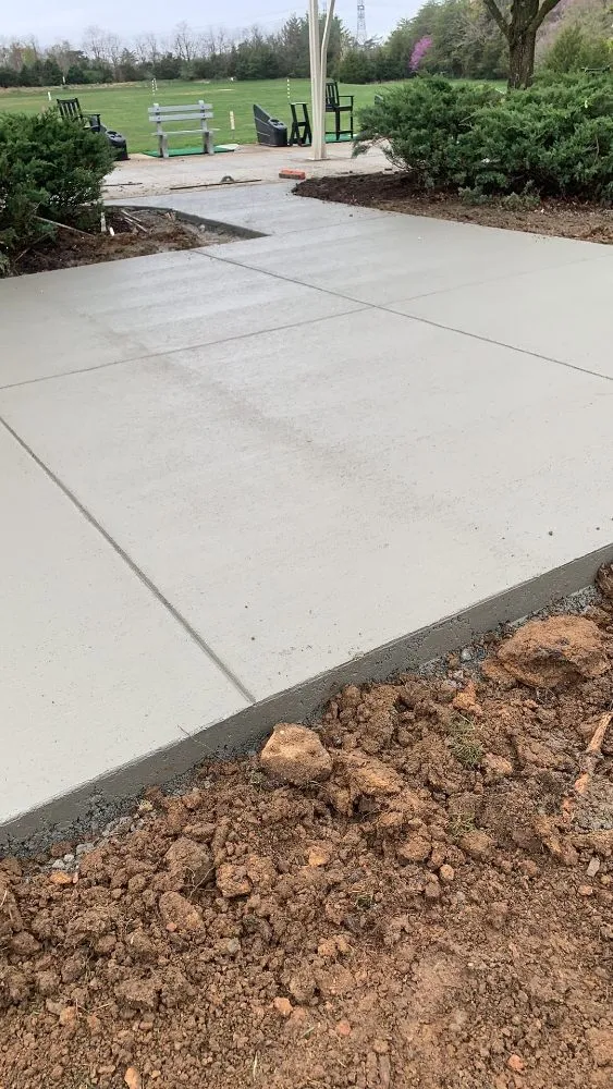 Expert lawn mowing service in Manassas, VA - Platinum Hardscapes & Irrigation