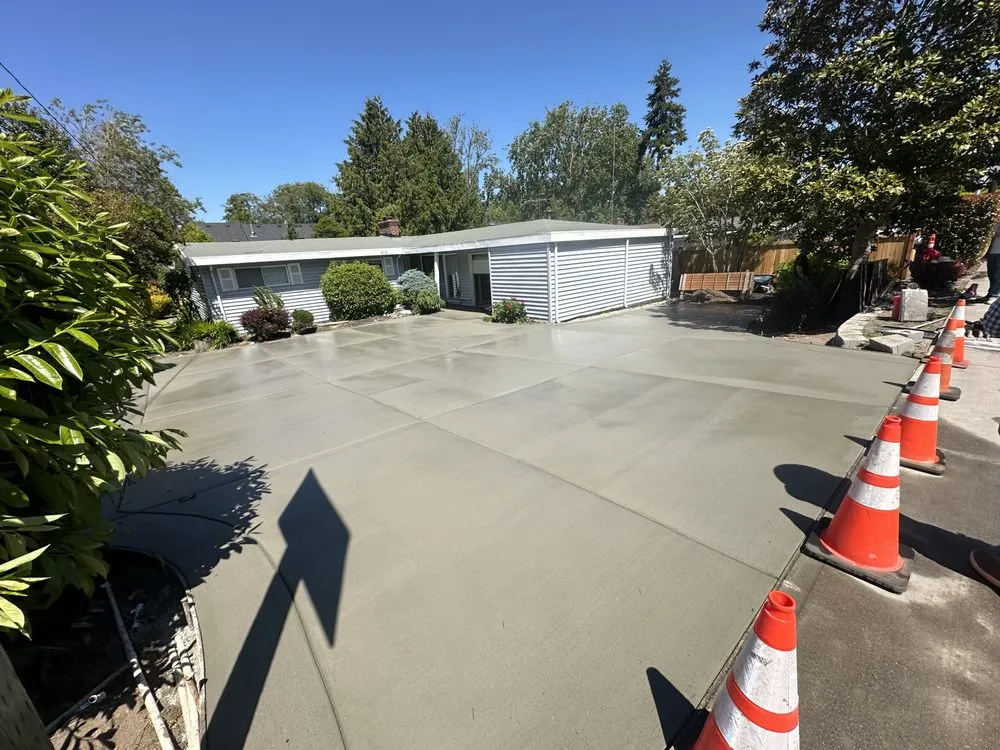 Local yard cleanup service for outdoor upgrades in Marysville, WA by Platinum Hardscapes