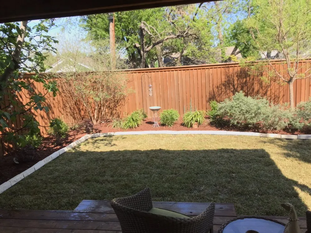 Reliable garden landscaping for homes across Richardson, TX - Platinum IV Lawn Care Company