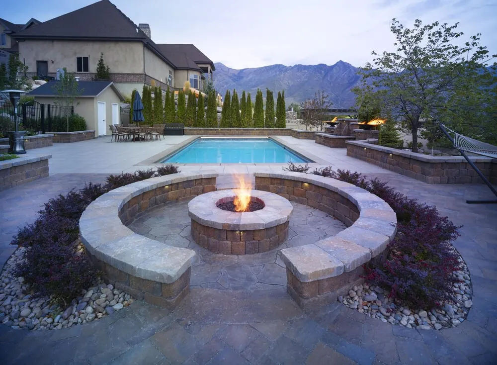 Local lawn mowing service experts serving Pleasant Grove, UT - Platinum Landscape & Pools