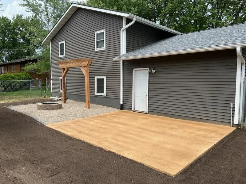 Custom lawn care service for homes across St Cloud, MN - Platinum Lawn and Landscaping