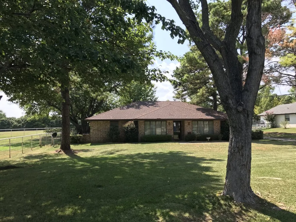 Reliable residential landscaping for beautiful yards in Argyle, TX by Platinum Lawn Care