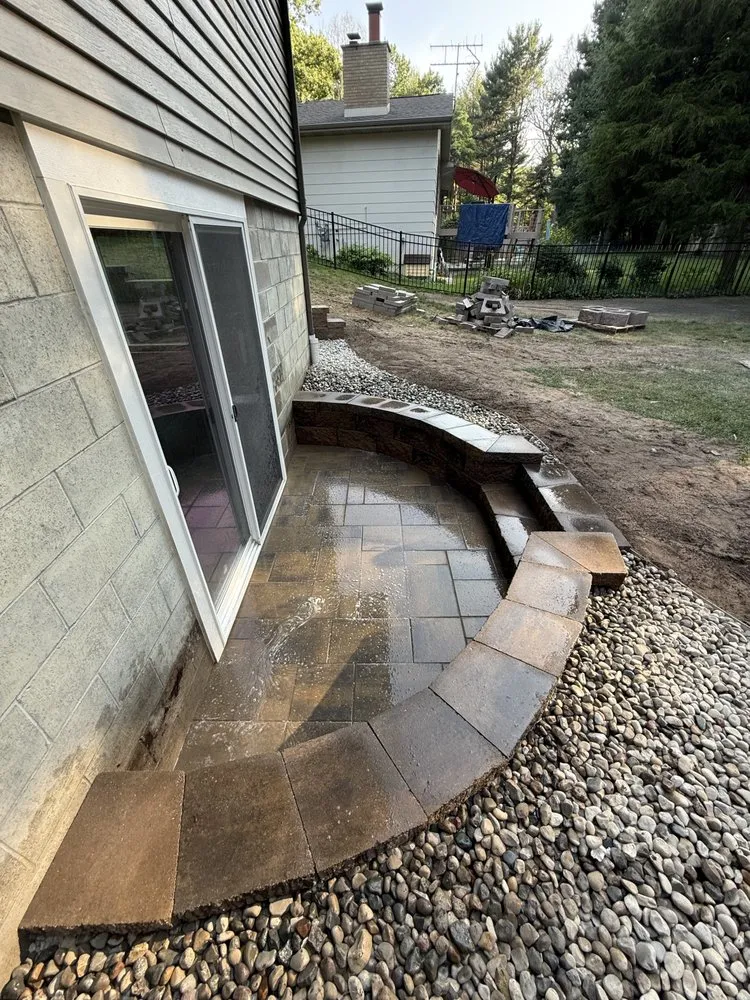 Local yard cleanup service in Grand Haven, MI by Platinum Lawn Care