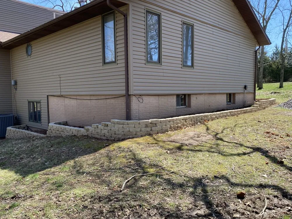 Reliable yard maintenance in Buffalo, MO by Platinum Lawn Design