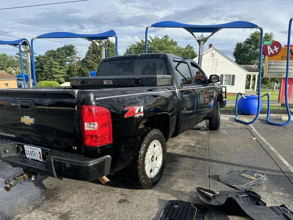 Trusted landscaping services experts serving Lynchburg, VA - Platinum Services