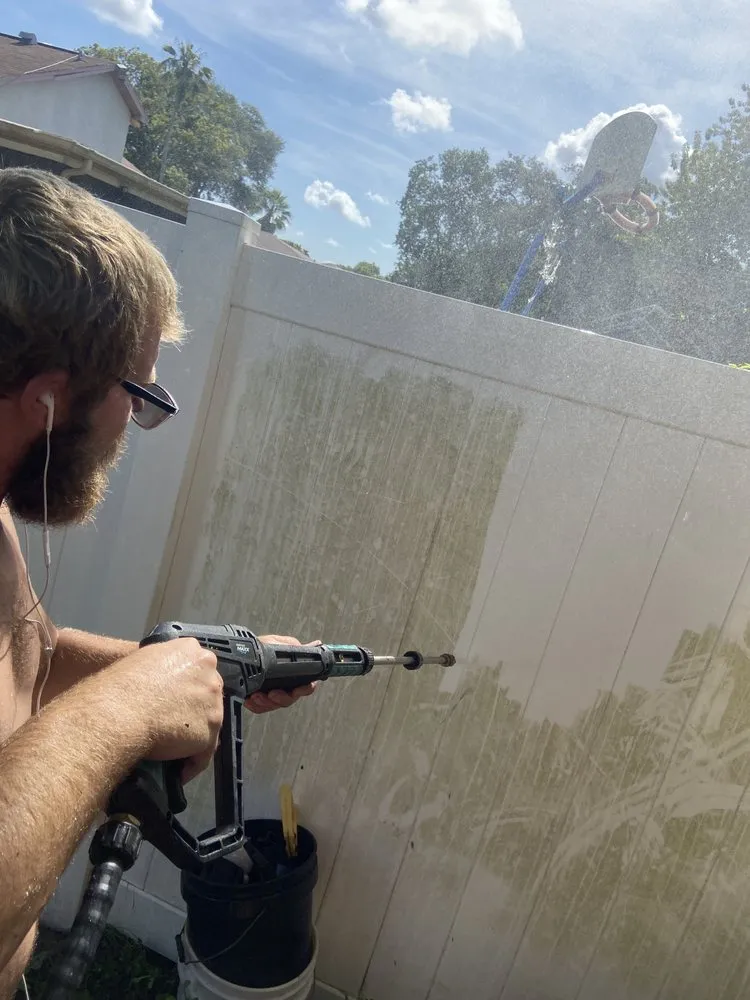 Trusted yard cleanup service experts serving Spring Hill, FL - Platinum Services