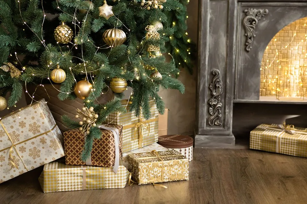 Custom garden landscaping in Carpentersville, IL by Platt Hill Nursery