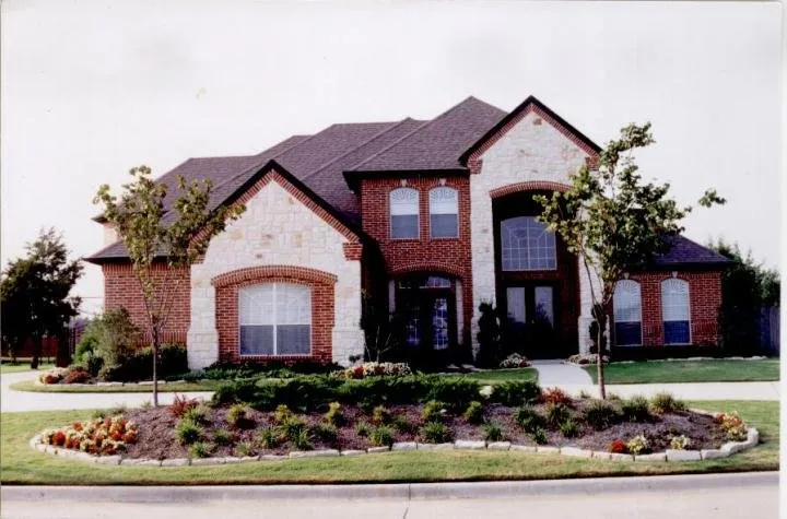 Reliable lawn mowing service for year-round maintenance across Mansfield, TX - Play 'N' The Dirt Landscape