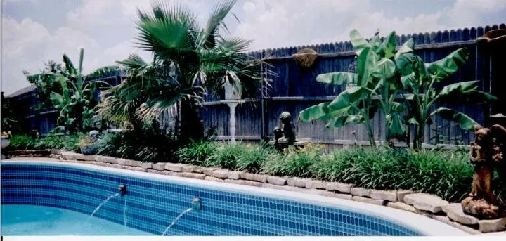 Expert lawn mowing service experts serving Mansfield, TX - Play 'N' The Dirt Landscape