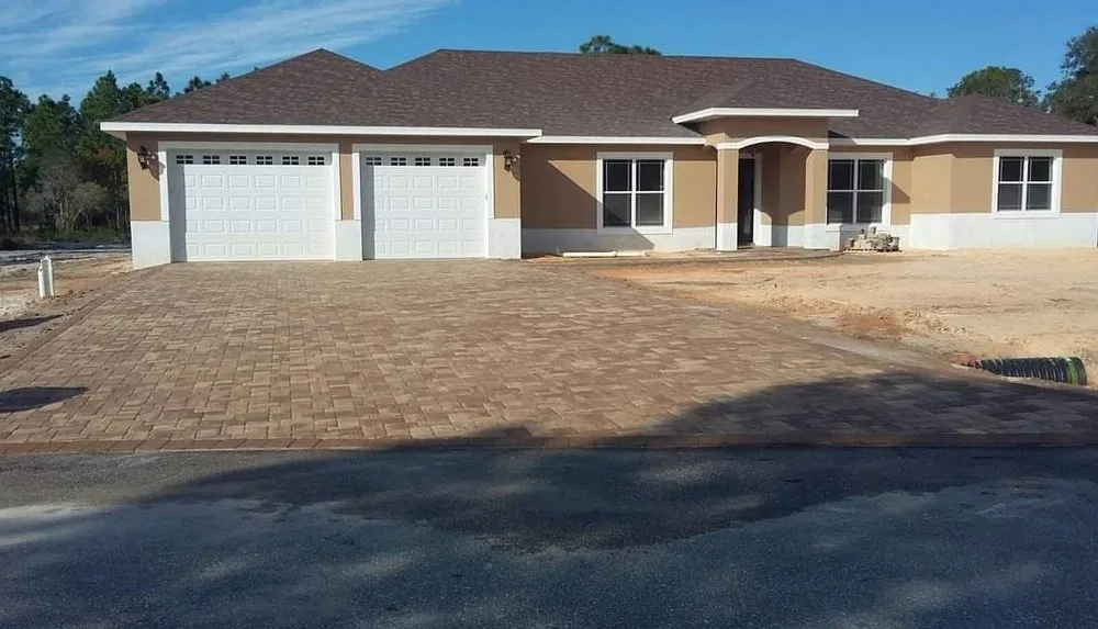 Custom lawn care service for homes in Sebring, FL by PLC Landscapes