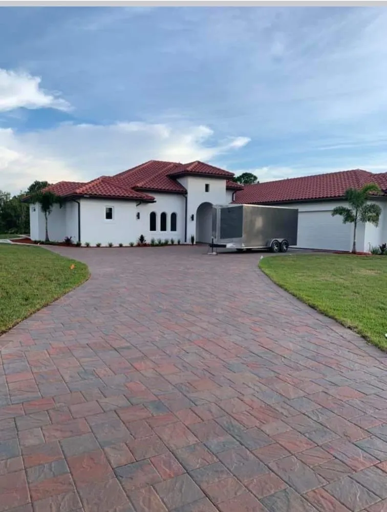 Local landscape design for year-round maintenance in Sebring, FL by PLC Landscapes