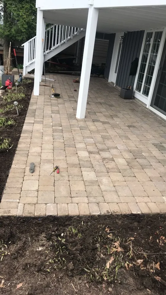 Local outdoor landscaping in Lake Geneva, WI by Pleasant Hardscapes