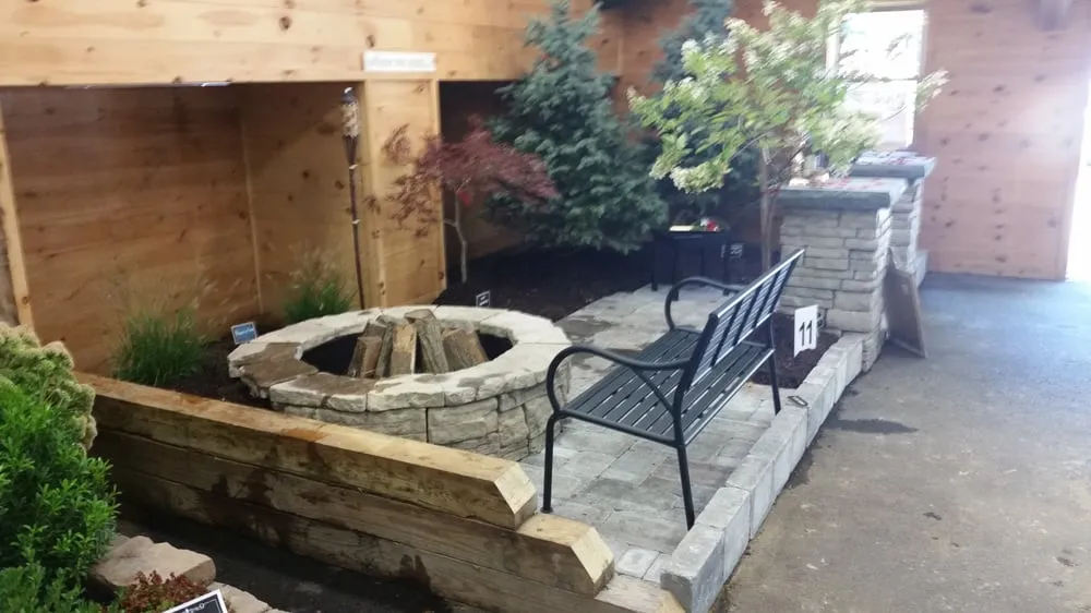 Custom yard maintenance experts serving Pleasant Valley, NY - Pleasant Valley Landscaping & Sealcoating