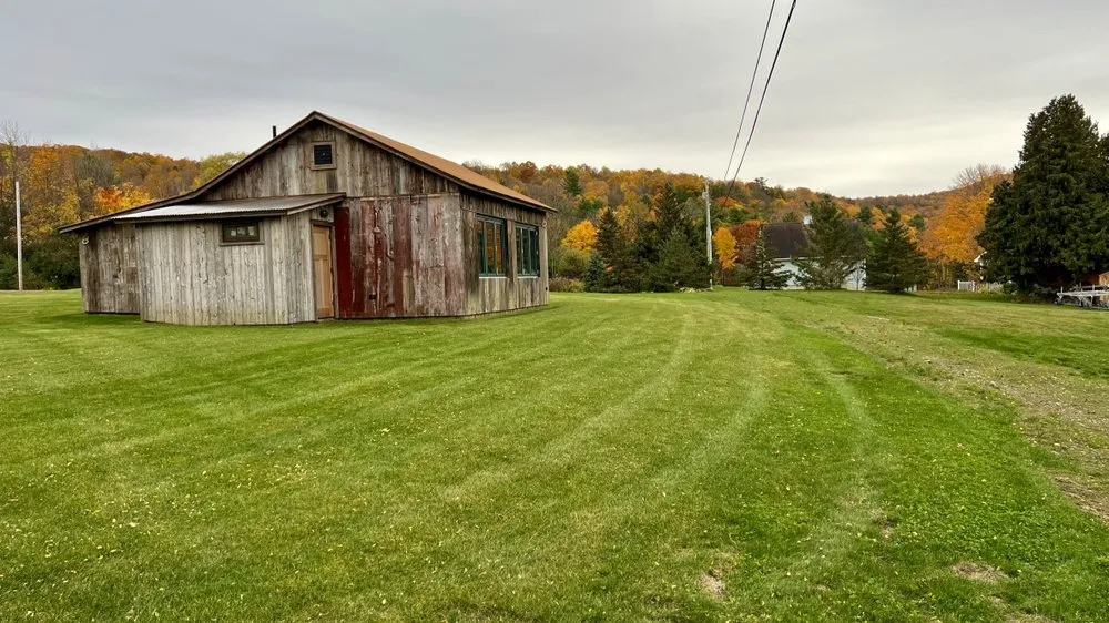 Top-rated lawn care service in Cambridge, VT - Pleasant Valley Landshaping