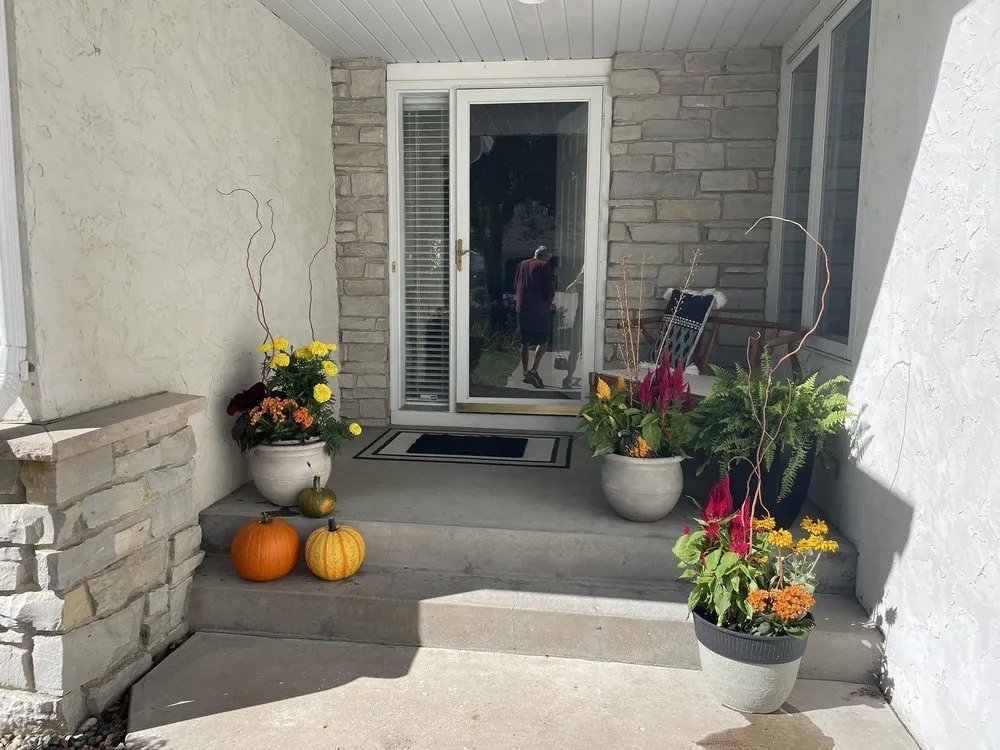 Reliable yard maintenance in Maple Plain, MN by Pleasant View Gardens Inc