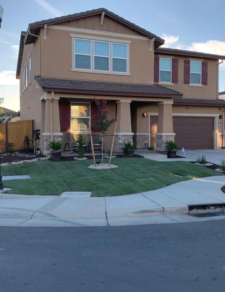 Custom garden landscaping in Sacramento, CA - Pleasant View Landscape