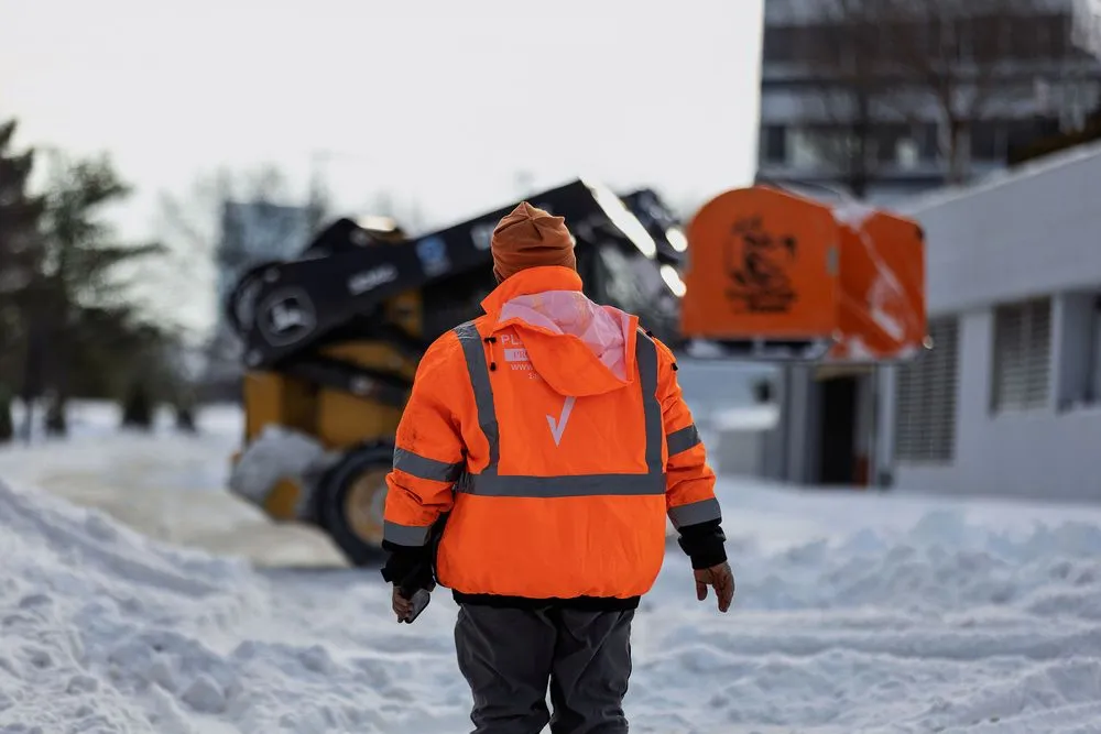 Top-rated yard cleanup service for year-round maintenance across Annapolis, MD - Pleasant View Property Services