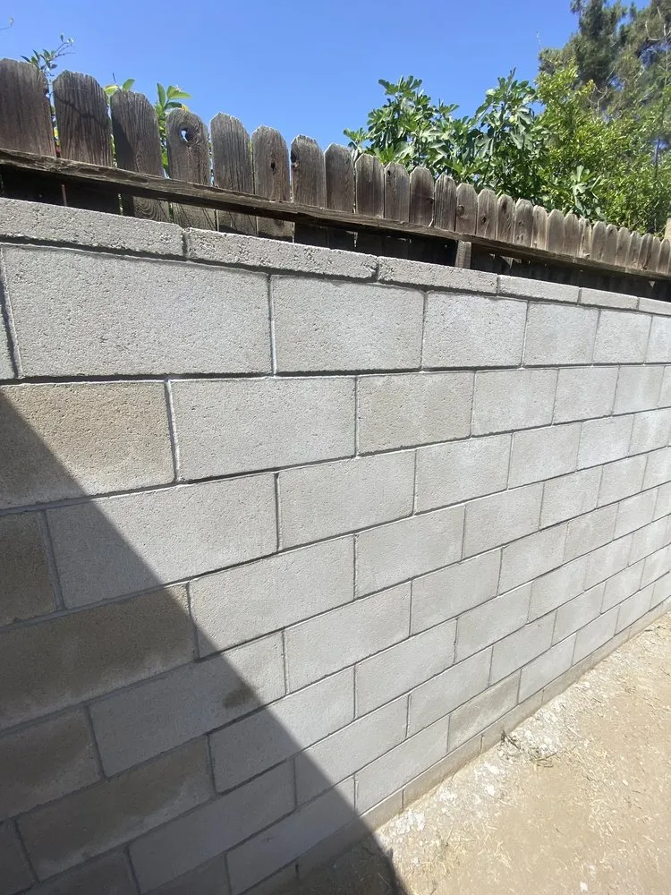 Expert yard cleanup service with custom design across Bakersfield, CA - Plebe’s Lawncare & Concrete Service