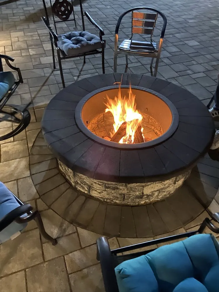 Custom lawn mowing service in Annapolis, MD by Pleitez Landscaping