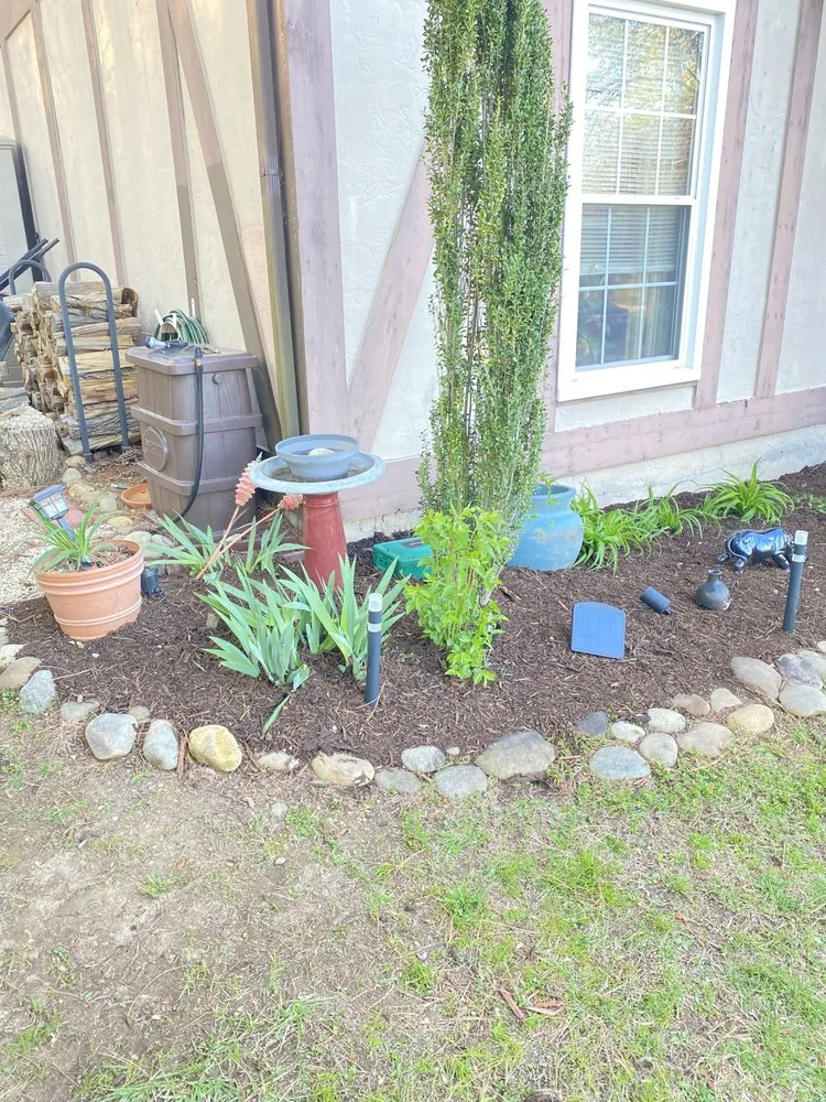 Custom garden landscaping for year-round maintenance in Oak Ridge, TN by Plemons Pruning Mulch and More