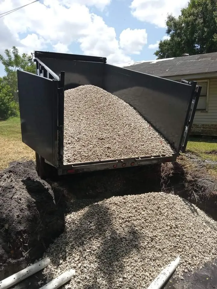 Expert landscape installation for year-round maintenance across Deltona, FL - Plomeria Completa