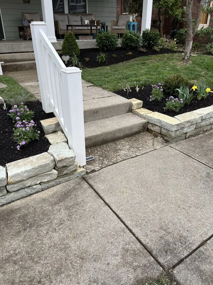 Expert yard cleanup service for homes across Cincinnati, OH - Plots n’ Pots