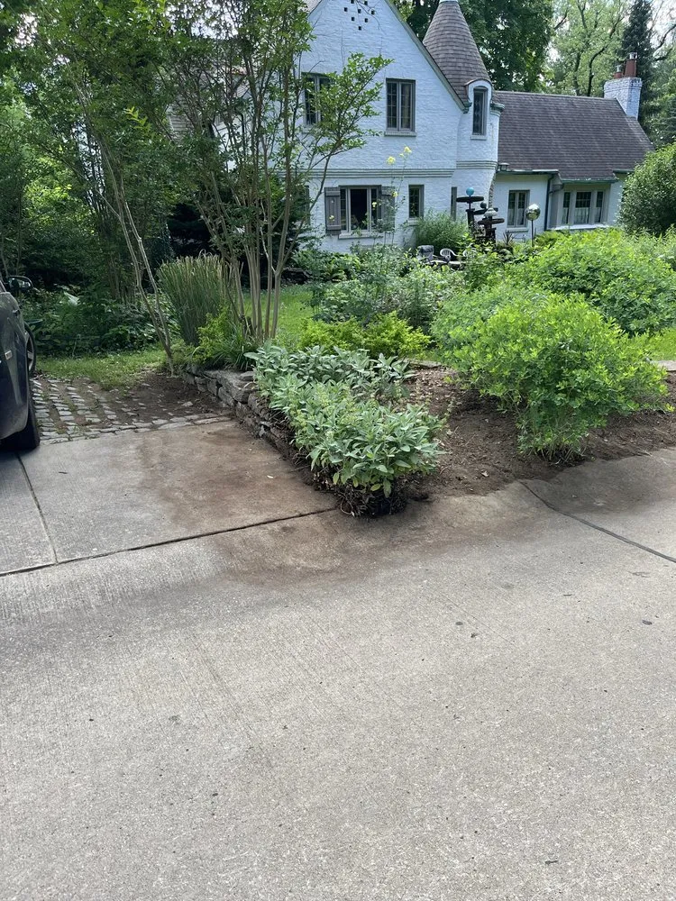 Reliable residential landscaping for homes across Cincinnati, OH - Plots n’ Pots