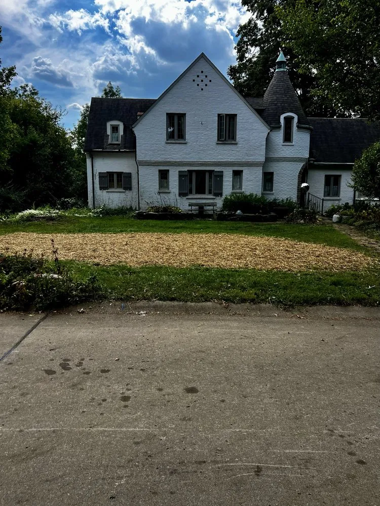 Trusted lawn care service for beautiful yards in Cincinnati, OH by Plots n’ Pots