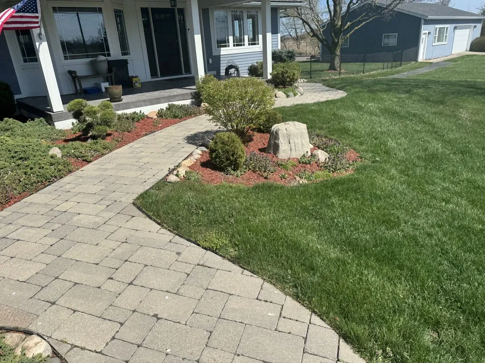 Local landscaping services experts serving Southfield, MI - PLR Landscaping