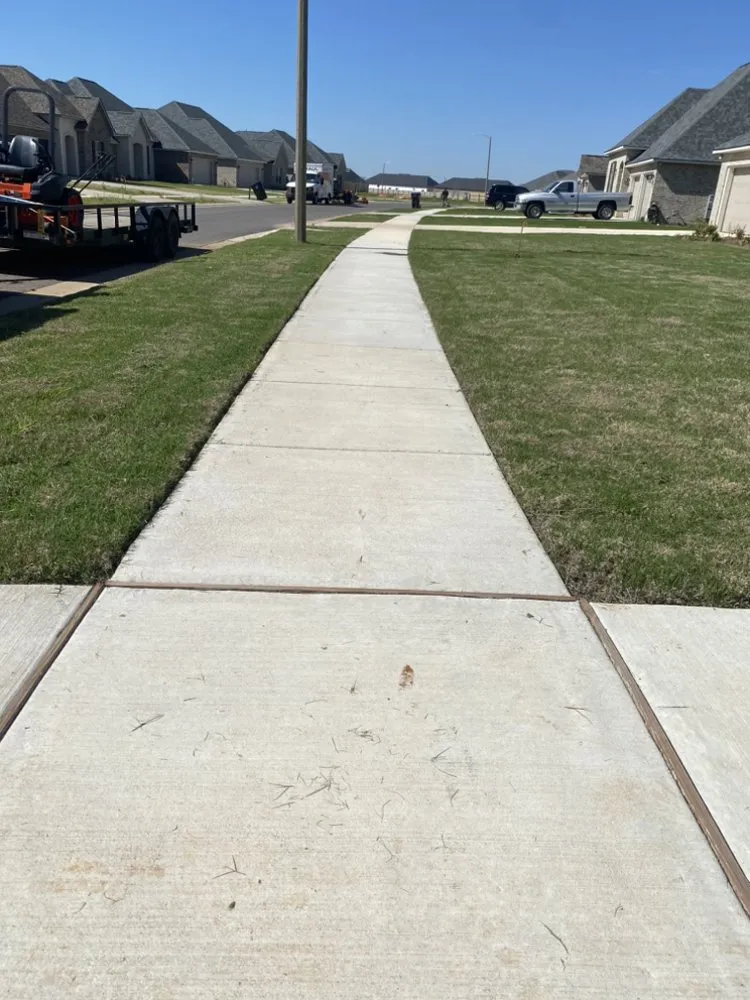 Top-rated outdoor landscaping for homes in Bossier City, LA by PLS Landscaping