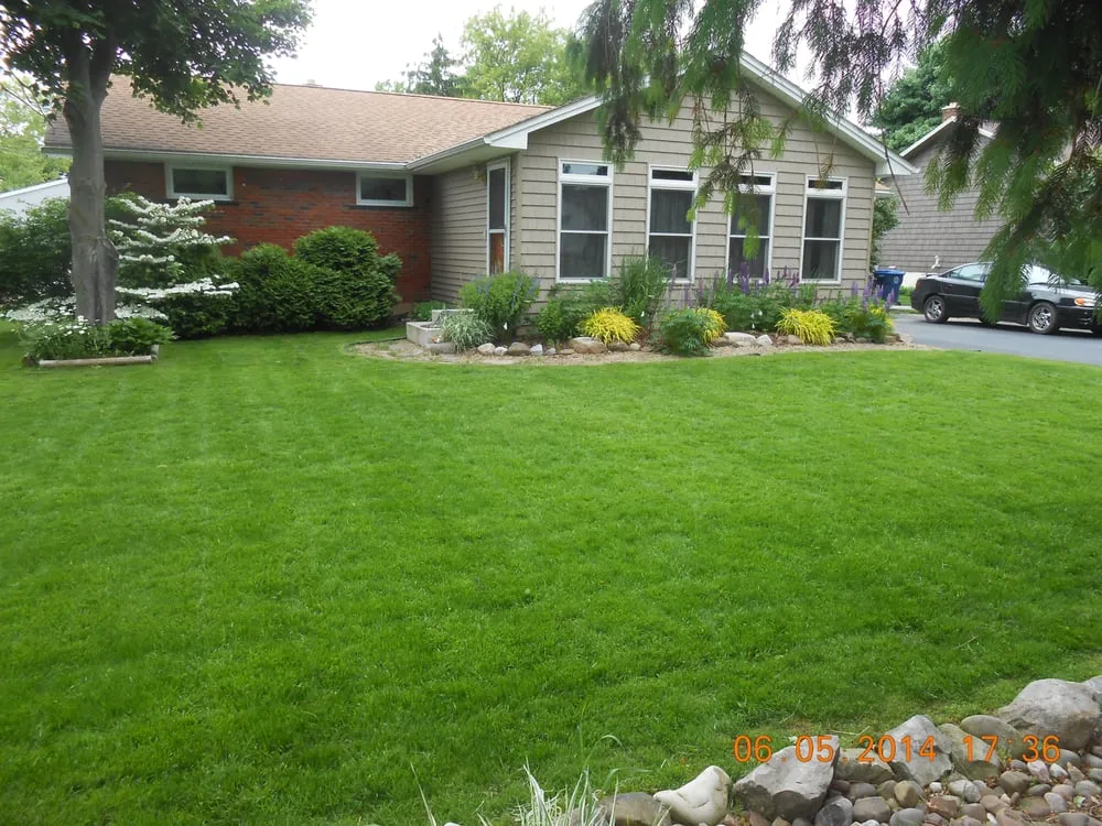 Affordable yard maintenance in Youngstown, NY by Plugnalawn Lawn Aeration
