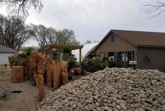 Trusted yard cleanup service near you across Lindsborg, KS - Plumer Lawn & Landscape