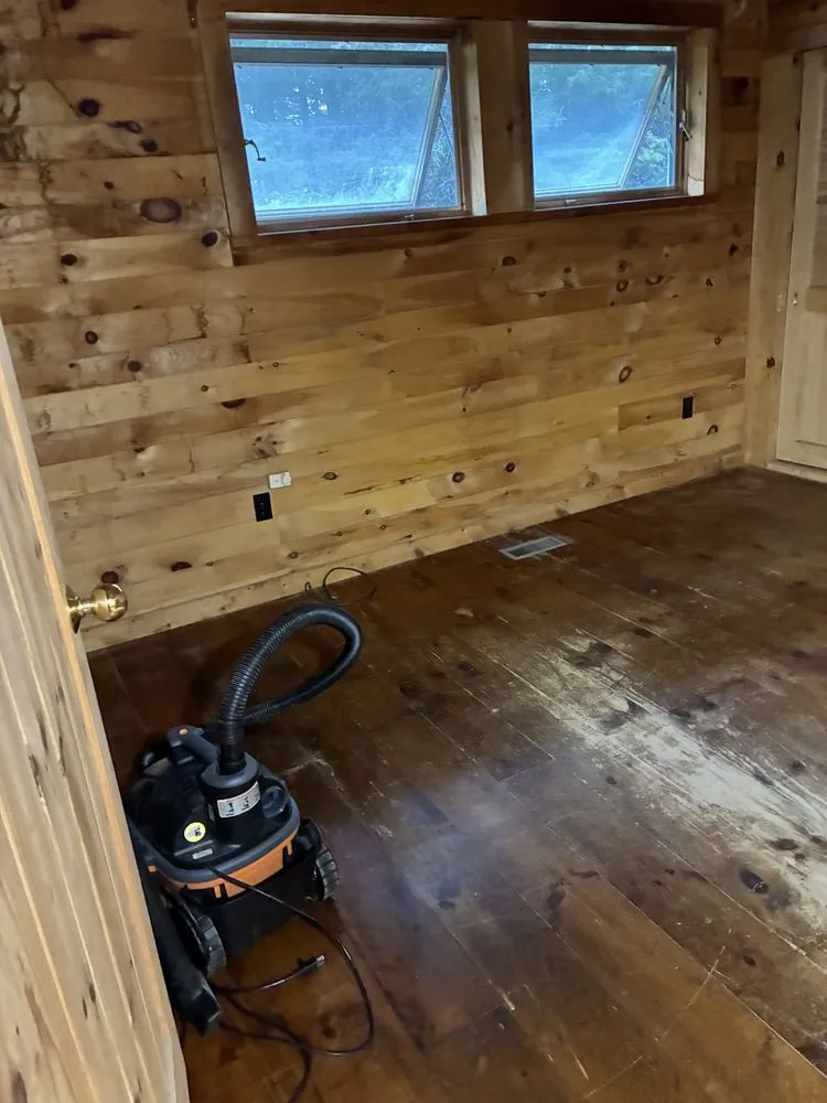 Affordable yard cleanup service experts serving New Hartford, NY - Plunder Runners